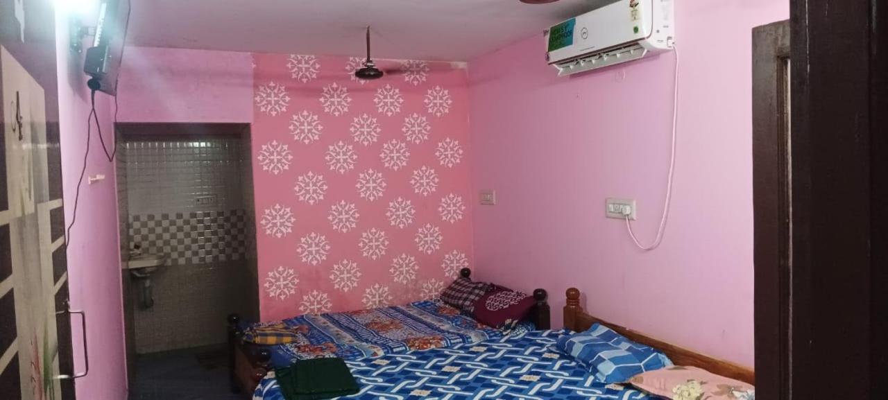 Amp Lodge Vellore Buitenkant foto